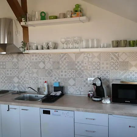 Ferienhaus Lipa &