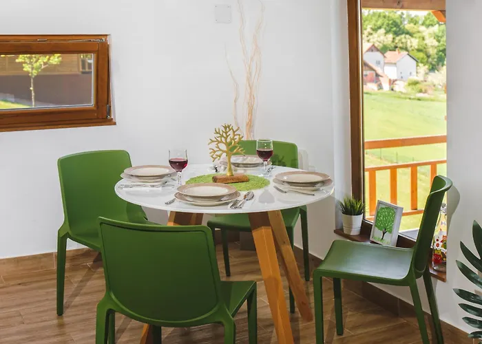 Hébergement de vacances Lipa Houses&spa *