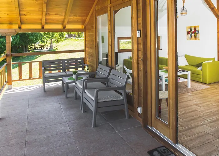 Hébergement de vacances Lipa Houses&spa *